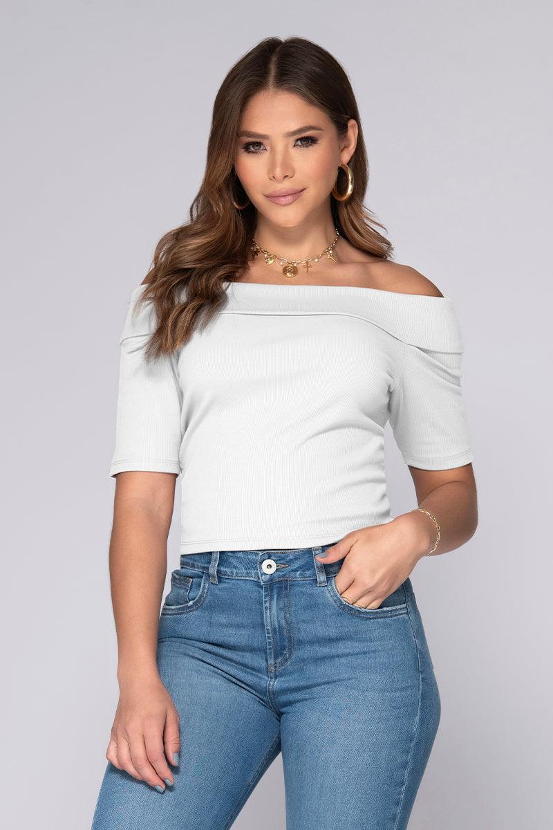 B03024654CamisaMangaCortaCuelloTipoBandejaconDoblezIVORY_1.jpg