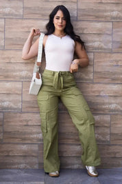 Pantalón Cargo Tiro Alto Costura Irregular Marca Trucco´s