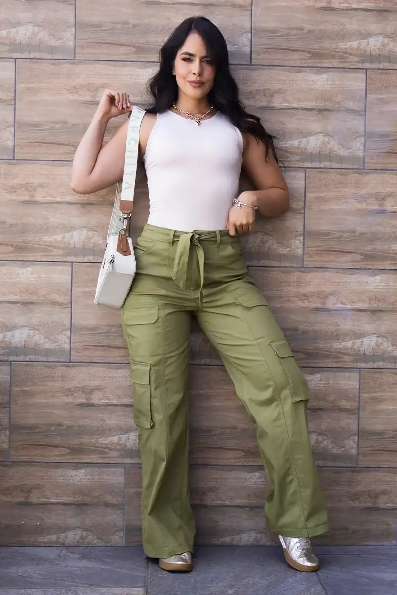 Pantalón Cargo Tiro Alto Costura Irregular Marca Trucco´s