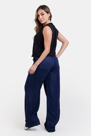 Pantalón Bota Recta en Liocel, Rayon y Poliester Marca Trucco's